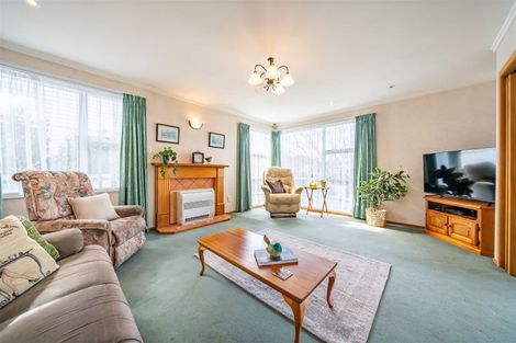 Photo of property in 10 Robertson Street, Elderslea, Upper Hutt, 5018