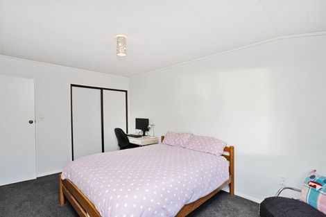 Photo of property in 90 Lowe Street, Avenal, Invercargill, 9810