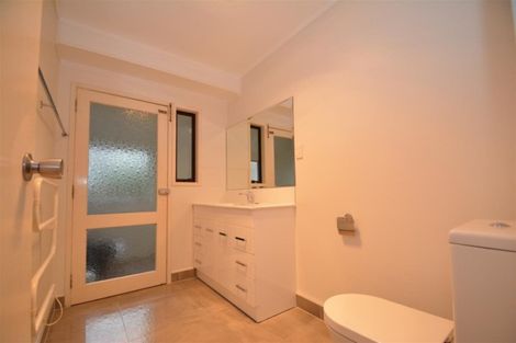 Photo of property in 56 Hollyford Drive, Clover Park, Auckland, 2105