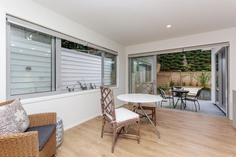 Photo of property in 4 Mackillop Way, Brooklands, New Plymouth, 4310