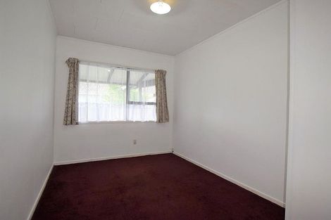 Photo of property in 14 Mile Place, Henderson, Auckland, 0612