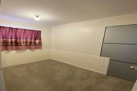 Photo of property in 7 Barker Rise, Northcross, Auckland, 0632