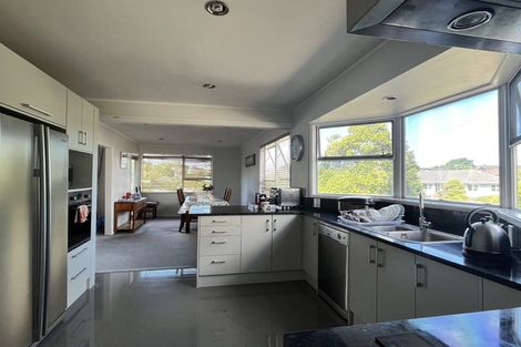 Photo of property in 25 Halberg Street, Glenfield, Auckland, 0629