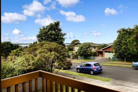 Photo of property in 2a Hassan Drive, Massey, Auckland, 0614