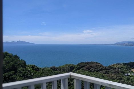 Photo of property in 19a Raroa Place, Pukerua Bay, 5026