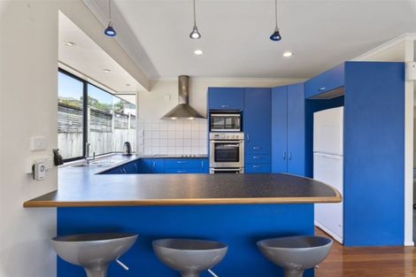 Photo of property in 8 Ballymore Drive, Pinehill, Auckland, 0632