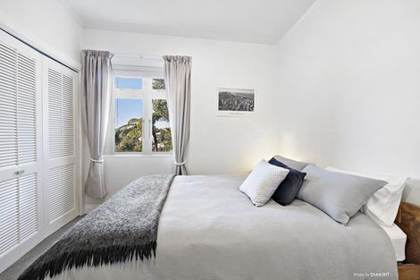 Photo of property in 72 Chaytor Street, Karori, Wellington, 6012