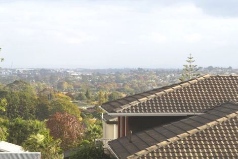 Photo of property in 1/9 Landop Terrace, Howick, Auckland, 2014