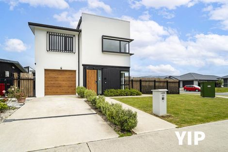 Photo of property in 68 Mawai Hakona Drive, Wallaceville, Upper Hutt, 5018