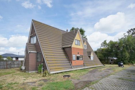 Photo of property in 33 Heyders Road, Spencerville, Christchurch, 8083