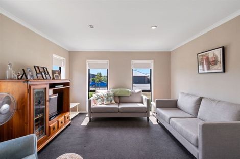 Photo of property in 19 Hineaari Street, Marshland, Christchurch, 8083