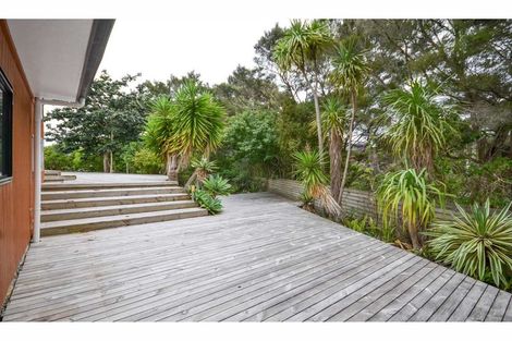 Photo of property in 99 Yorke Road, Haruru, 0204