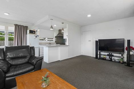 Photo of property in 18 Atuaroa Avenue, Te Puke, 3119