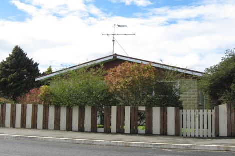 Photo of property in 106 Commercial Street, Takaka, 7110