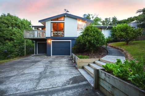 Photo of property in 12 Picketboat Lane, Whitby, Porirua, 5024