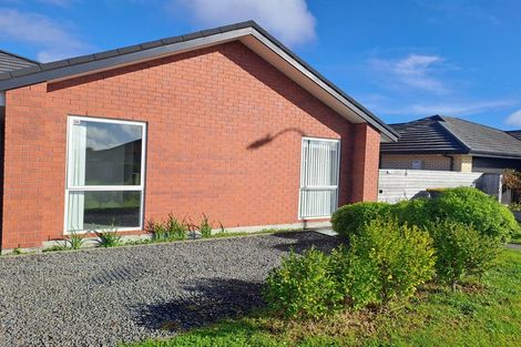 Photo of property in 30 Leebank Crescent, Riverhead, 0820