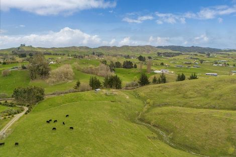 Photo of property in 91 Tiffen Lane, Waipawa, 4210