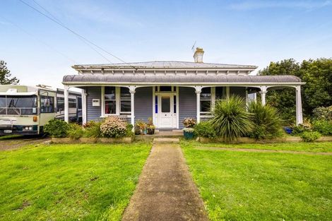 Photo of property in 54 Ngatai Street, Manaia, 4612