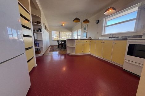Photo of property in 454 Old Te Atatu Road, Te Atatu Peninsula, Auckland, 0610