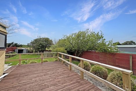 Photo of property in 37 Manuka Street, Castlecliff, Whanganui, 4501