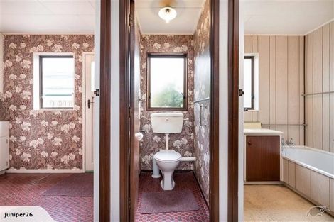 Photo of property in 667 Castle Street, North Dunedin, Dunedin, 9016