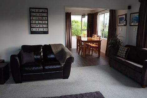 Photo of property in 4a Lakewood Drive, Burwood, Christchurch, 8083