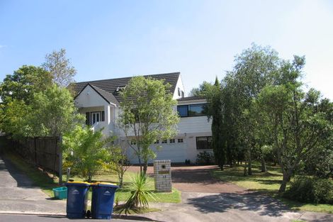 Photo of property in 11 Elmira Place, Browns Bay, Auckland, 0630