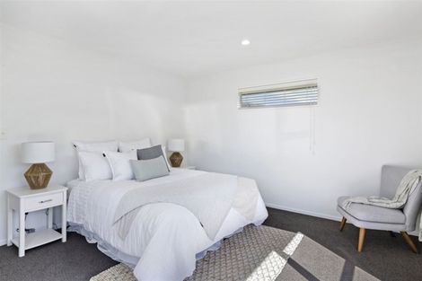 Photo of property in 9 Parkwood Place, Parklands, Christchurch, 8083