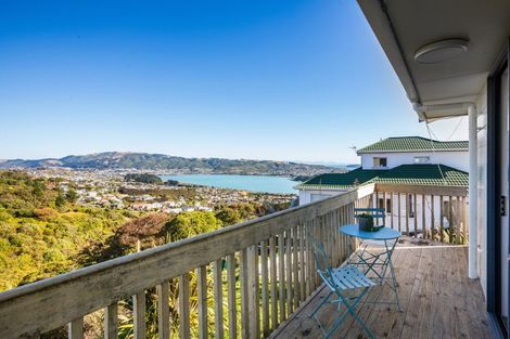 Photo of property in 17 Coventry Close, Ascot Park, Porirua, 5024