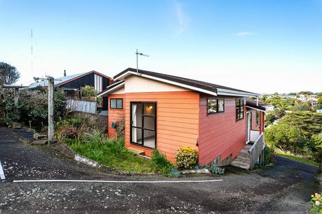 Photo of property in 37a Whanake Street, Titahi Bay, Porirua, 5022