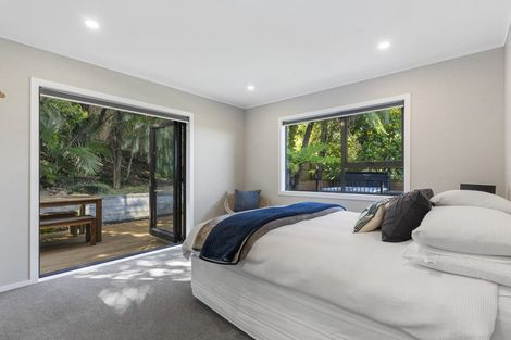 Photo of property in 133 Sandspit Road, Shelly Park, Auckland, 2014