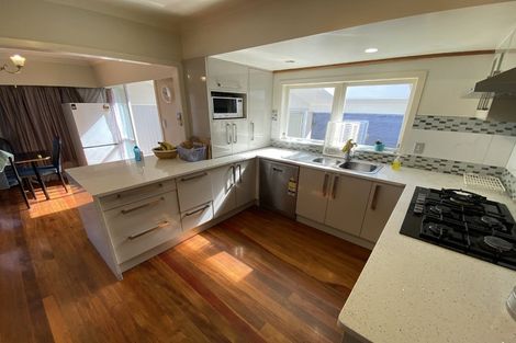 Photo of property in 15 Walpole Avenue, Hillpark, Auckland, 2102