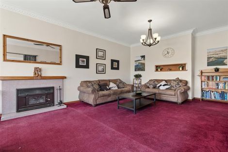 Photo of property in 50 Lee Street, Te Puke, 3119