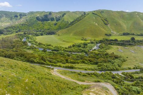 Photo of property in 213 Reikorangi Road, Waikanae, 5391