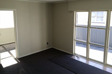 Photo of property in 2/10 Anthony Place, Pakuranga, Auckland, 2010