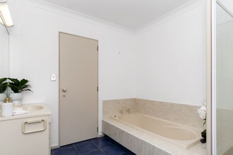 Photo of property in 69 Dalton Drive, Papamoa Beach, Papamoa, 3118