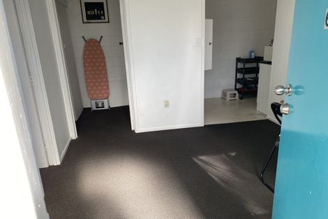 Photo of property in 6 Eban Avenue, Hillcrest, Auckland, 0627