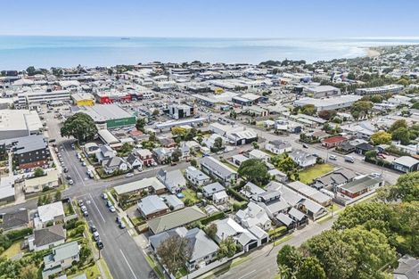 Photo of property in 87 Pendarves Street, New Plymouth, 4310