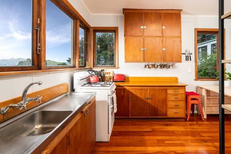 Photo of property in 25 Prospect Terrace, Johnsonville, Wellington, 6037