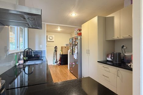 Photo of property in 31 Spinella Drive, Bayview, Auckland, 0629
