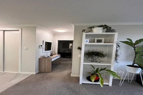 Photo of property in 60 Rewa Rewa Lane, Orewa, 0931