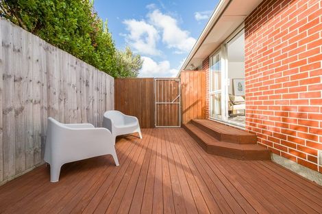 Photo of property in 2/131 Springfield Road, St Albans, Christchurch, 8014