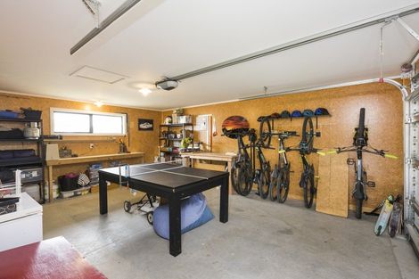 Photo of property in 26 Poplar Grove, Feilding, 4702