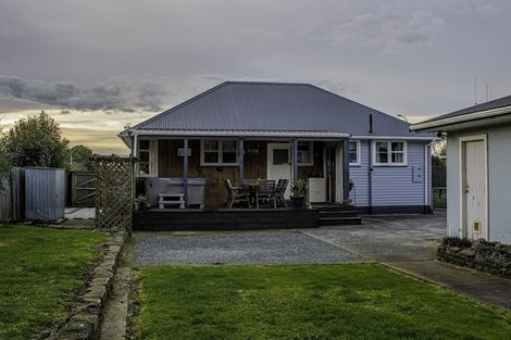 Photo of property in 27 Cureton Street, Morrinsville, 3300