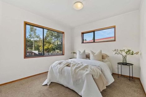 Photo of property in 38 Sherrybrooke Place, Sunnyvale, Auckland, 0612