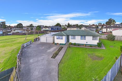 Photo of property in 14 Serrano Place, Clover Park, Auckland, 2023