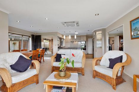 Photo of property in 8 Margaret Alice Close, Whalers Gate, New Plymouth, 4310