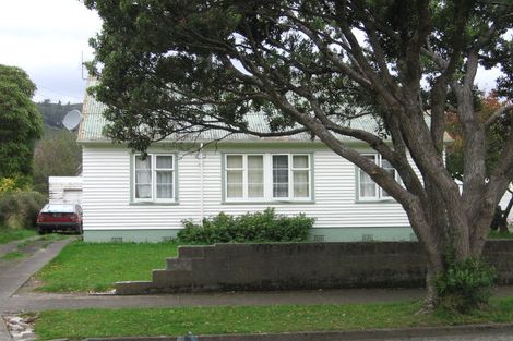 Photo of property in 20 Lockwood Crescent, Taita, Lower Hutt, 5011