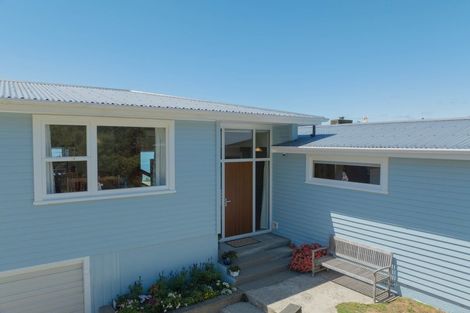 Photo of property in 25 Oak Avenue, Paremata, Porirua, 5024