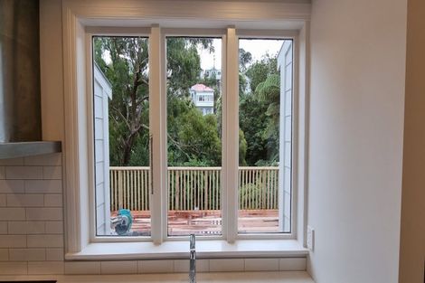 Photo of property in 131 Kelburn Parade, Kelburn, Wellington, 6012